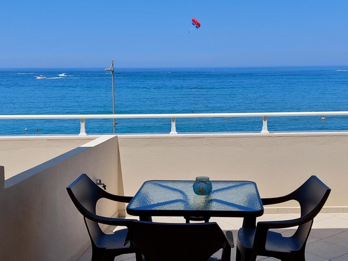 Seperi Deep Blue Apartment Rethymno  Bagian luar foto
