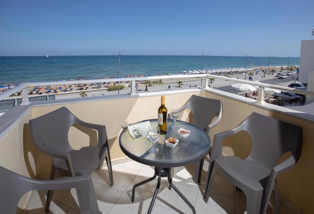 Seperi Deep Blue Apartment Rethymno  Bagian luar foto
